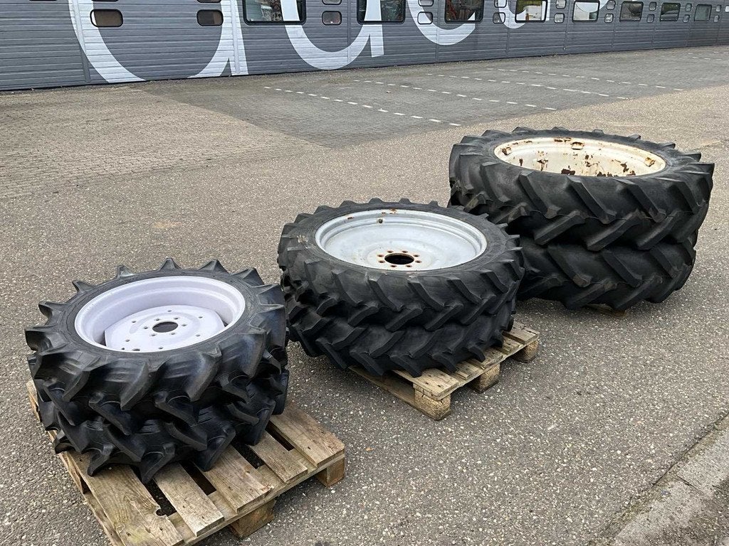 3x Set Landbouwbanden, Zakelijke goederen