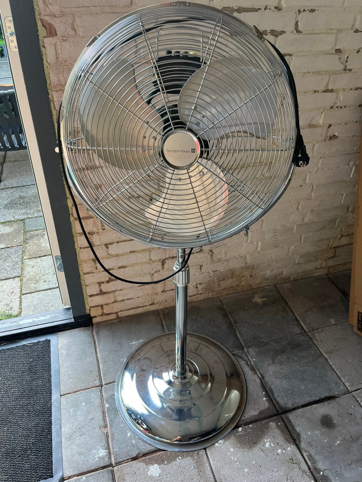 Ventilator