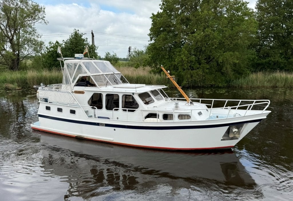 Hemmes  1100, Watersport en Boten, Motorboten en Motorjachten, Gebruikt, Staal, Diesel, Binnenboordmotor, Boegschroef, Dieptemeter