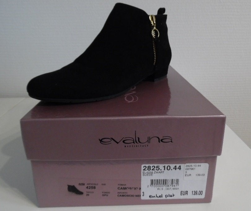 Evaluna zwarte suède enkellaarsjes maat 3, Kleding | Dames, Schoenen, Evaluna, Zwart, Lage of Enkellaarzen, Nieuw