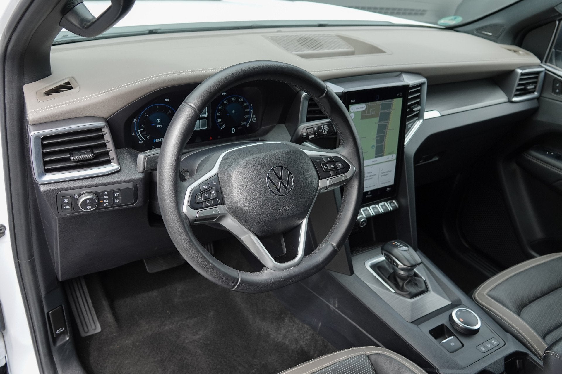 Volkswagen Amarok 3.0Tdi V6 241Pk Aut. | Aventura | 4-Motion, Auto's, Automaat, Gebruikt, Zwart, 2993 cc