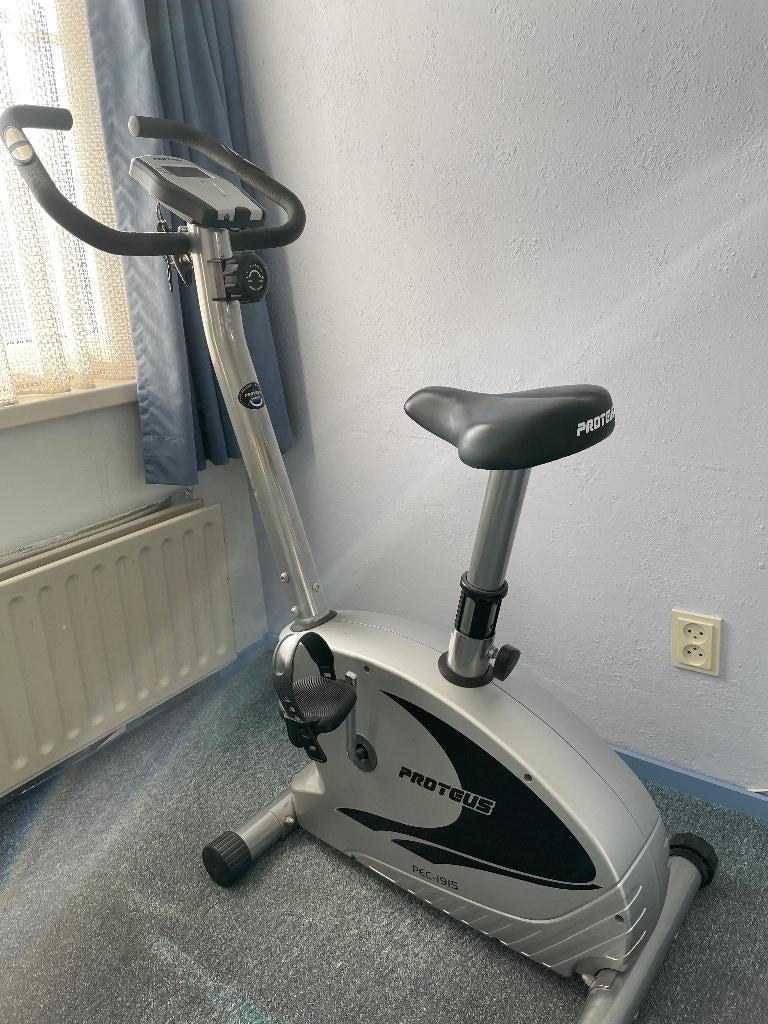 Proteus PEC-1915 Hometrainer, Sport en Fitness, Ophalen, Zo goed als nieuw, Metaal, Benen