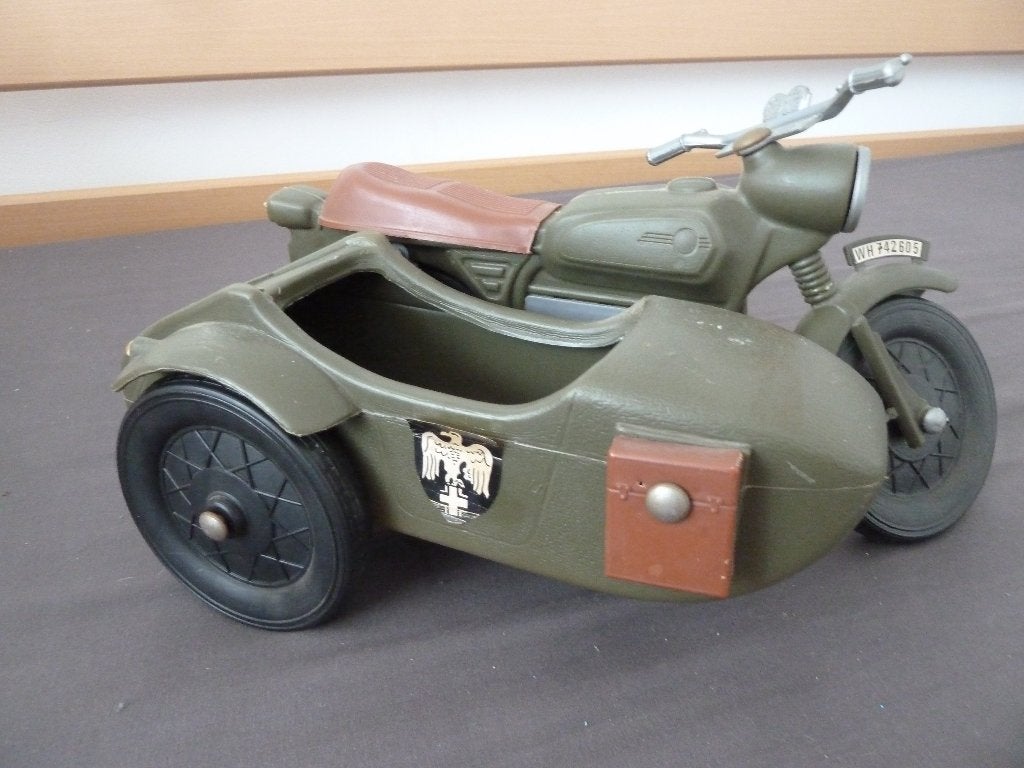 36 Cm. plastic ACTION MAN DUITSE MOTORFIETS : CHERILEA TOYS, Ophalen of Verzenden, Gebruikt, Motor
