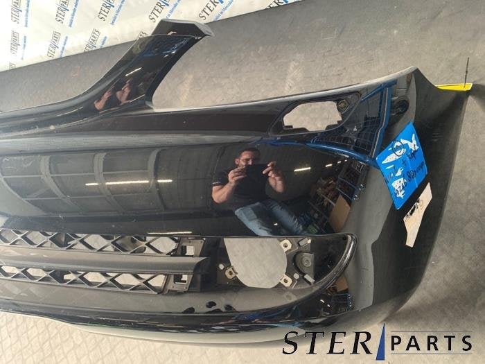 Voorbumper van een Mercedes CL (197), Gebruikt, -, Ophalen of Verzenden, Bumper