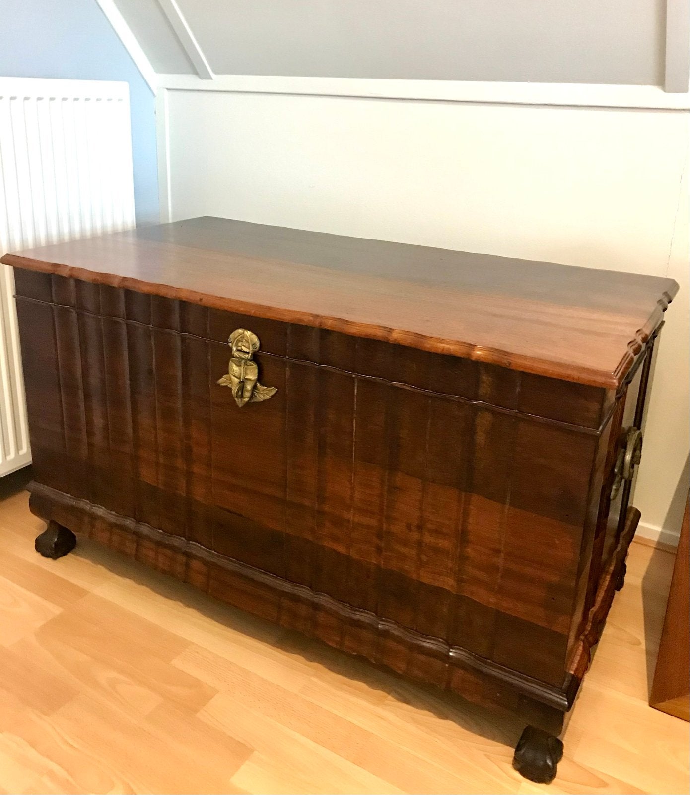 Antieke/vintage Emboia Houten Kist. Zuid-Afrikaans,Ball&Claw, Ophalen