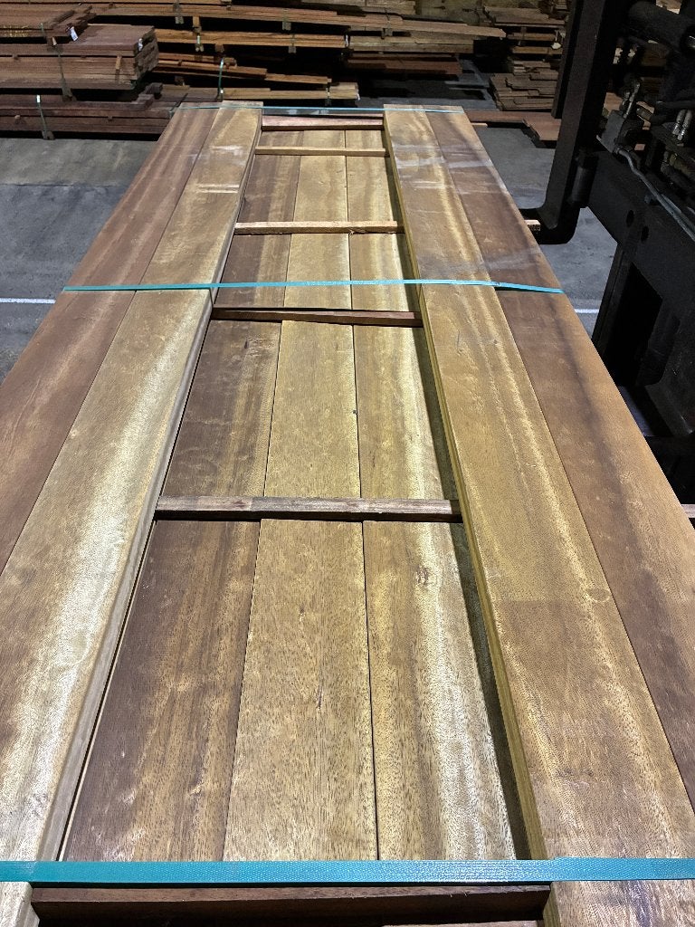 Louro Preto hardhout balken planken vlonderplanken 45x138mm, Ophalen, Nieuw, Hardhout, 250 cm of meer