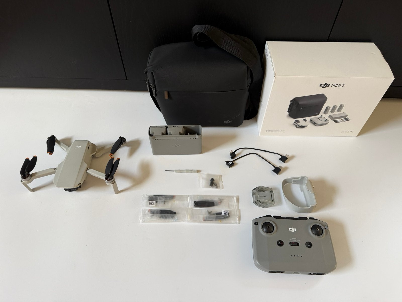 DJI MINI 2 Fly More Combo| garantie | nieuwstaat, Audio, Tv en Foto, Drones, Cameradrone, Zo goed als nieuw, 1 tot 5 kilometer