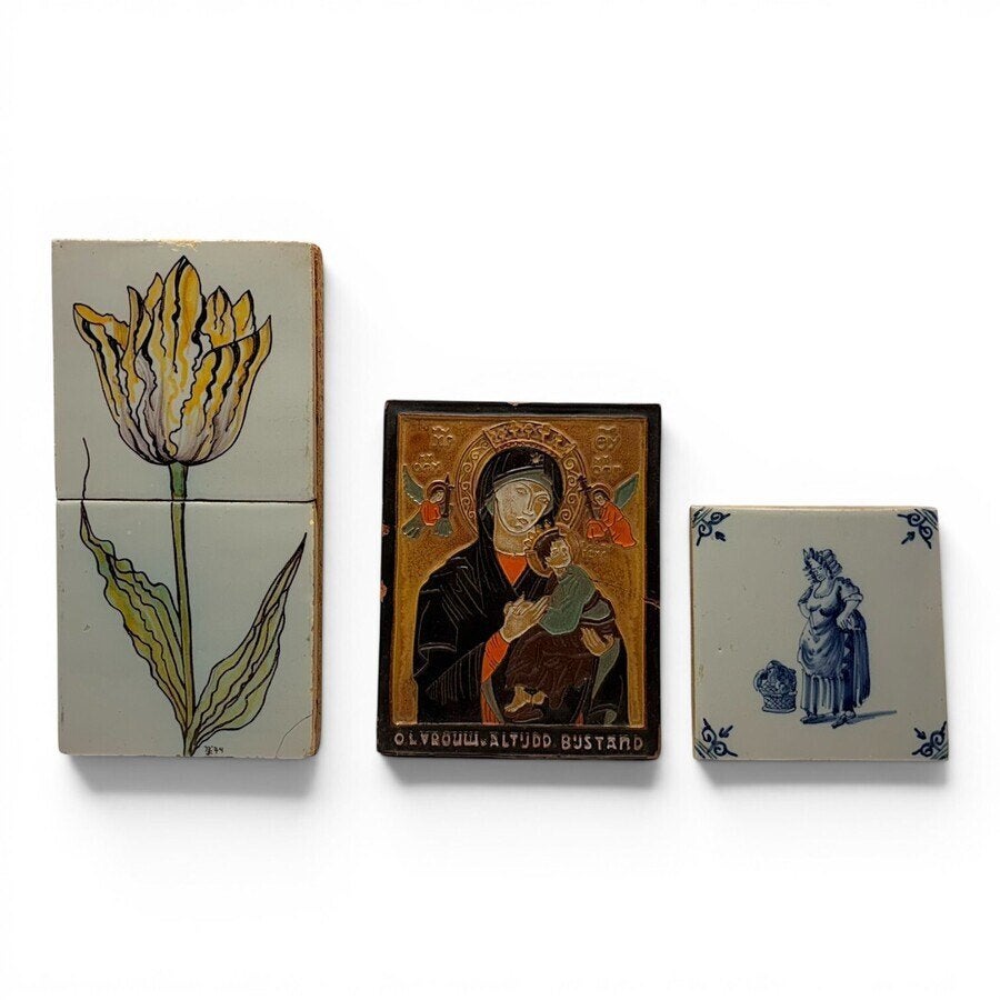 Lot tegels (3x), o.a. Westraven tegel: Madonna met kind, Ophalen of Verzenden
