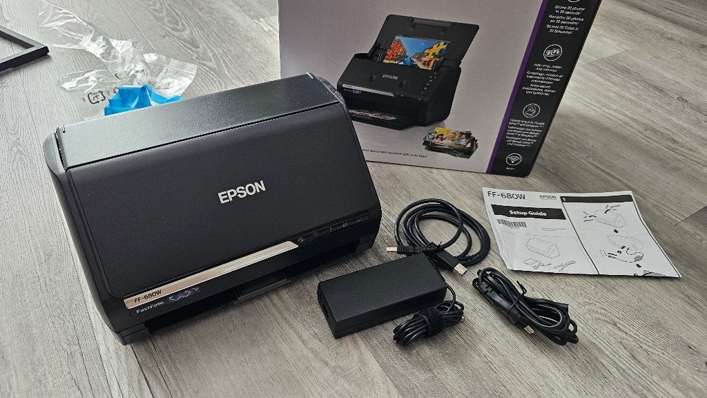 Epson foto/document scanner, Computers en Software, Printers, Zo goed als nieuw, Fotoprinter, Overige technieken, Scannen, Ophalen of Verzenden