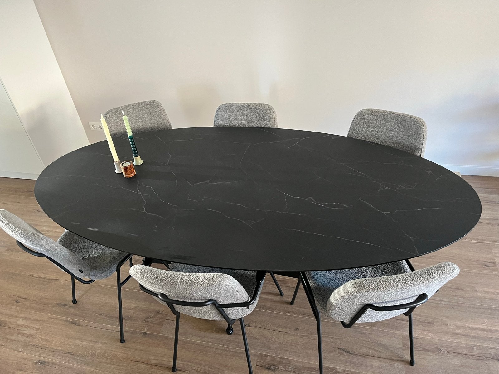 Ovale zwarte eettafel 220x110x75 cm, Huis en Inrichting, Tafels | Eettafels, Ophalen, Overige materialen, 100 tot 150 cm, 200 cm of meer