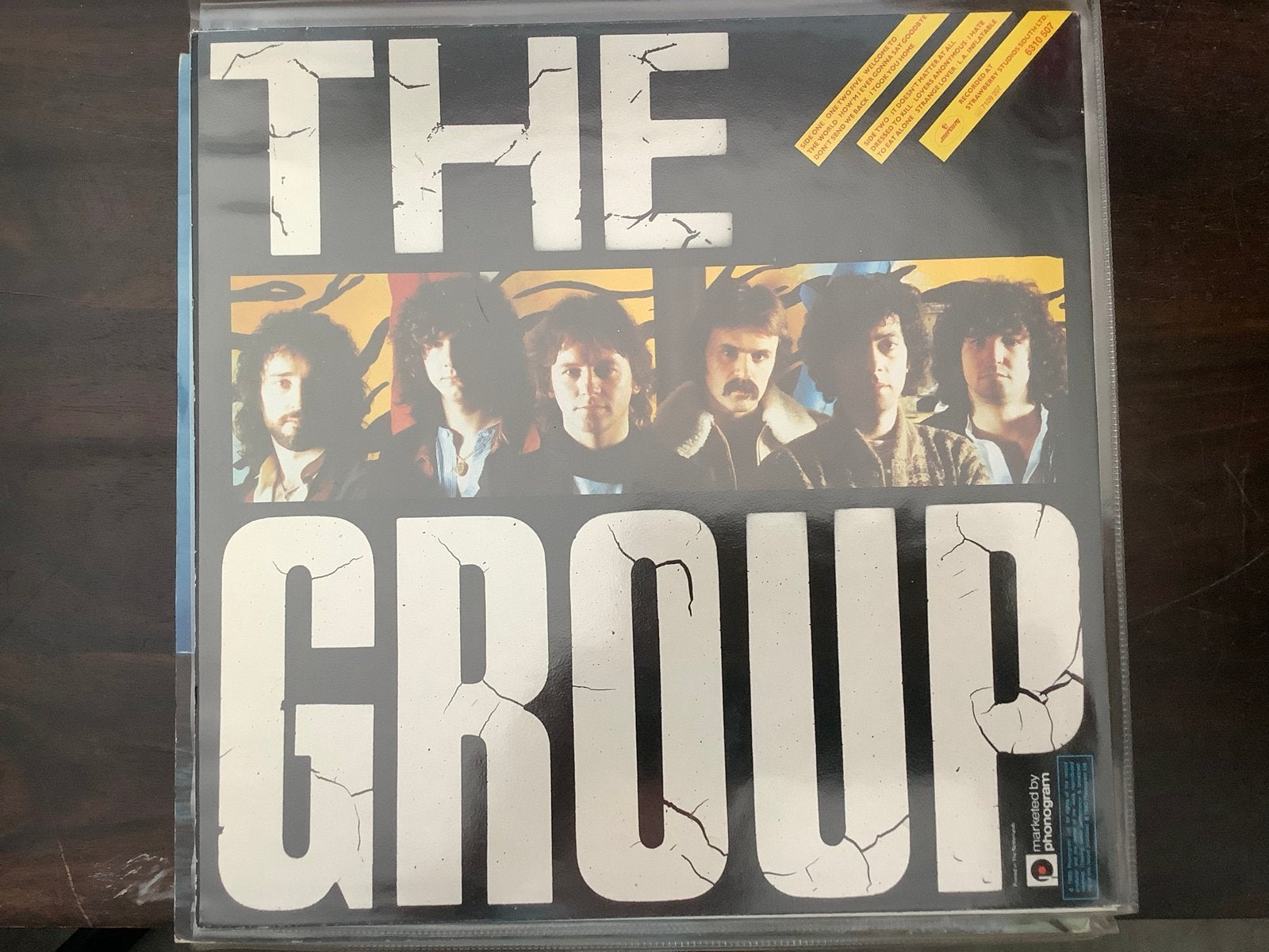 10cc - Look Hear? (The Group Are You Normal) LP, LP, Pop, Ophalen of Verzenden, Zo goed als nieuw