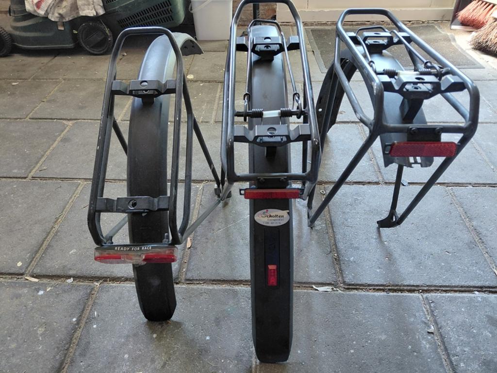 Drie stuks bagagedragers voor stadsfiets of mountainbike., Ophalen of Verzenden, Zo goed als nieuw