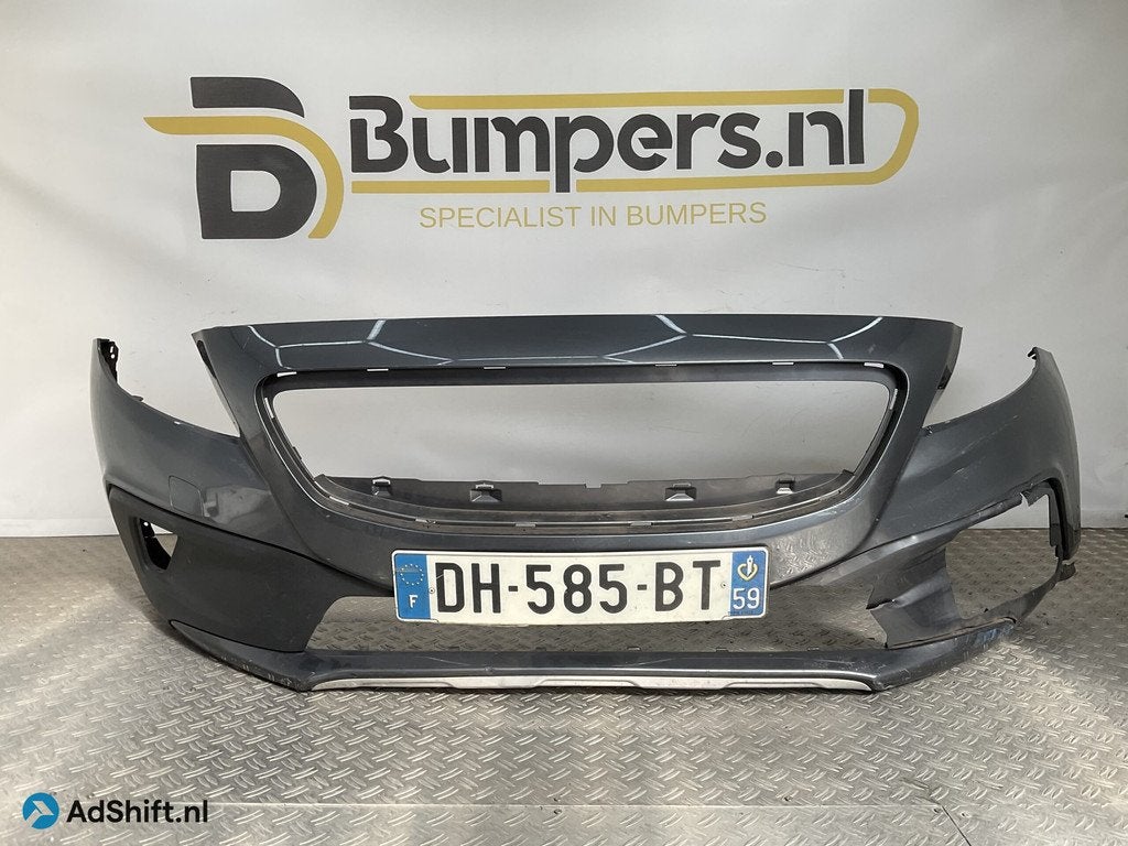 Bumper Volvo V40 31353310 Crosscountry Voorbumper E2-19758, Bumper