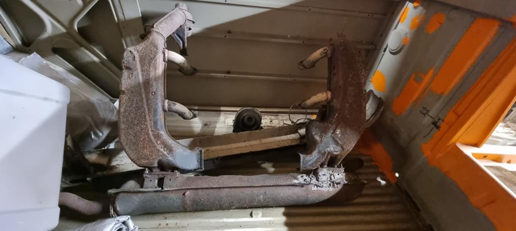 Uitlaat en kachelpotten VW T2 2L (met werk), Ophalen