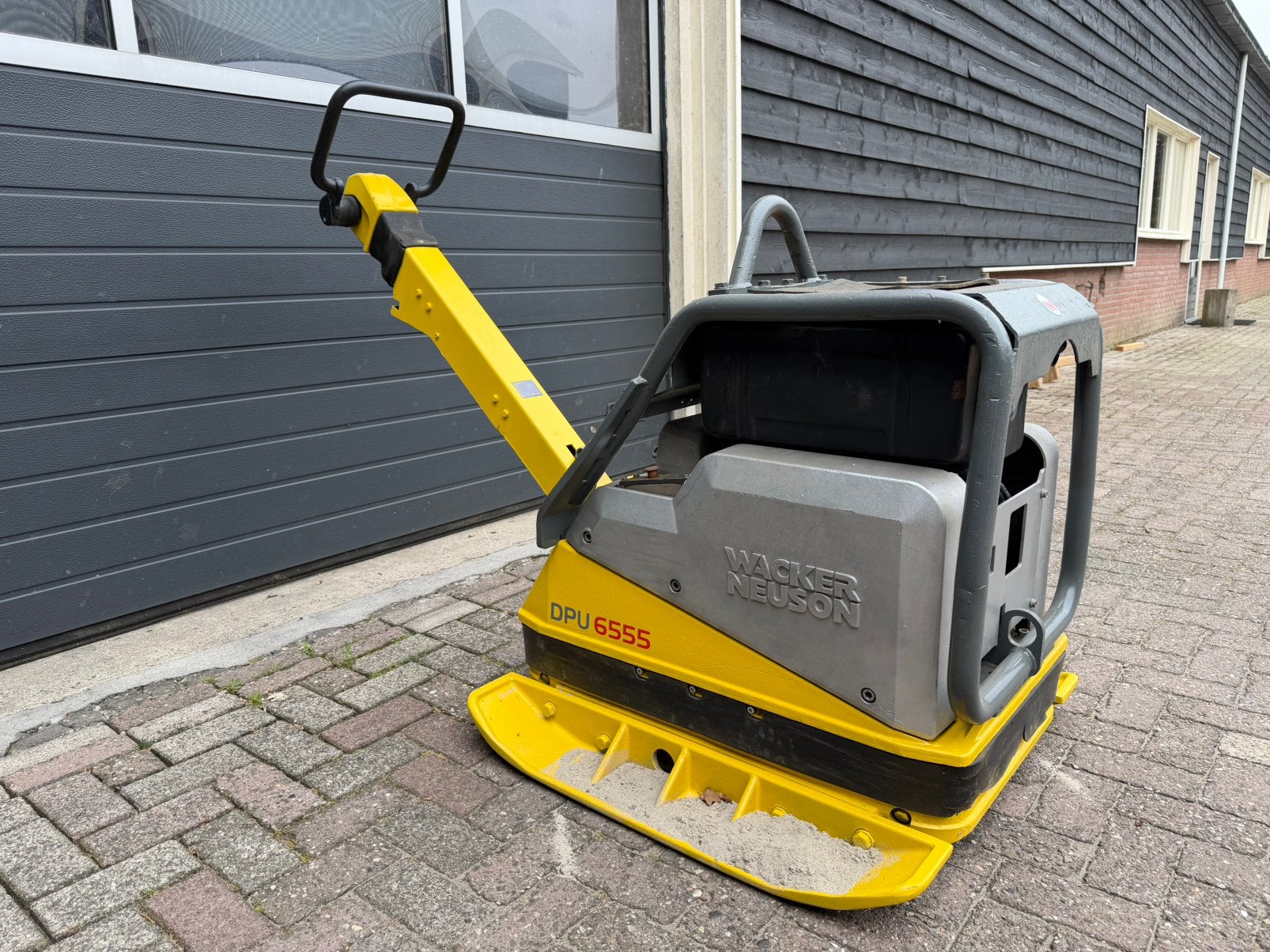 Wacker Neuson trilplaat te koop DPU 6555 2015  470uur, Tuin en Terras, Ophalen, Gebruikt