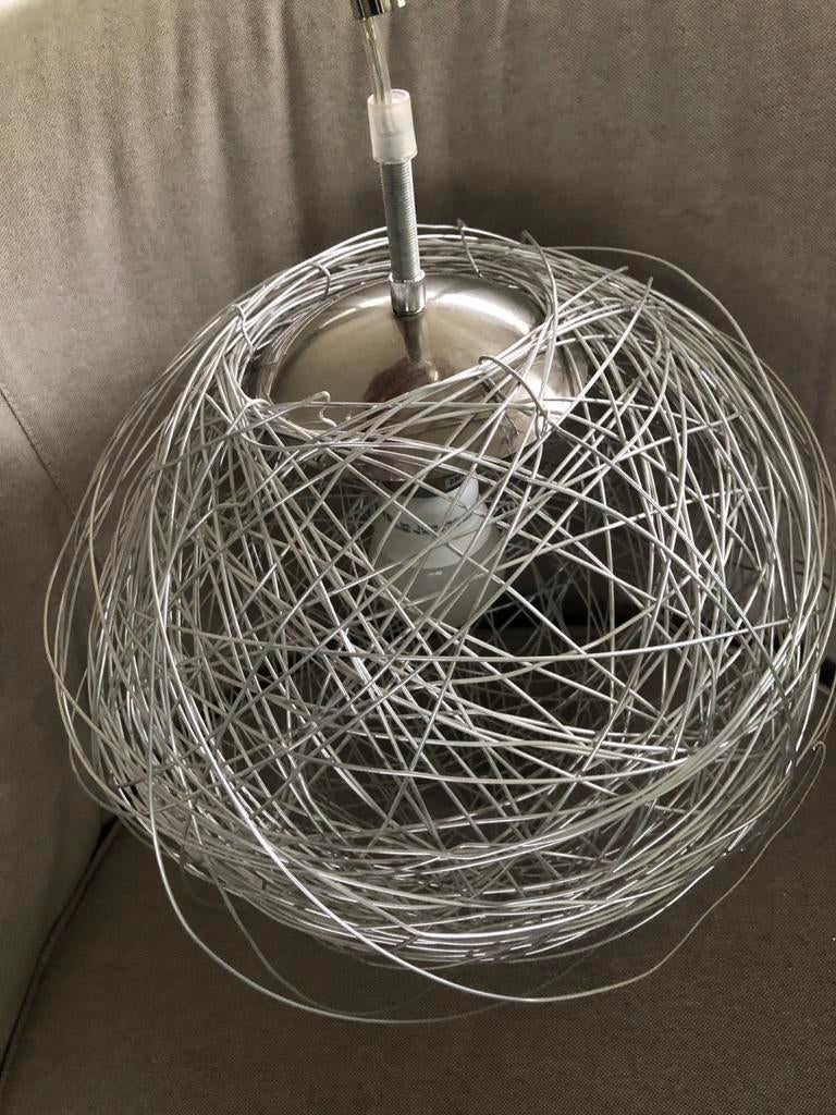 Moderne hanglamp van metaaldraad, Ophalen of Verzenden, Zo goed als nieuw, Metaal, Modern