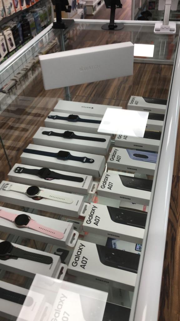 iphone / Apple Watch / Samsung Galaxy Watch/ ipad / Telefoon, Ophalen, Zo goed als nieuw, Overige typen, Apple iPhone