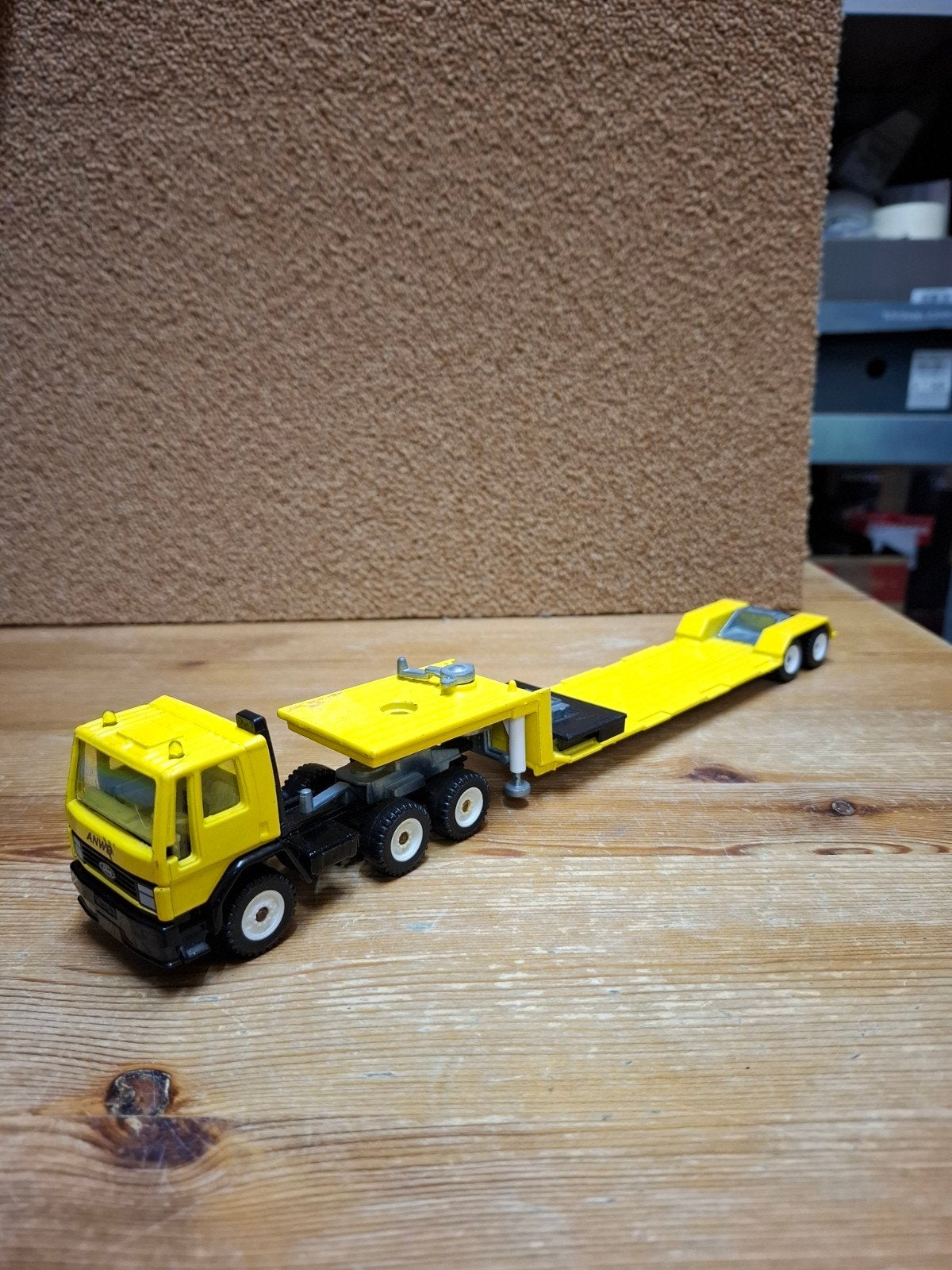 Siku Ford met dieplader, Hobby en Vrije tijd, Modelauto's | 1:50, Ophalen of Verzenden, Gebruikt, Bus of Vrachtwagen, SIKU