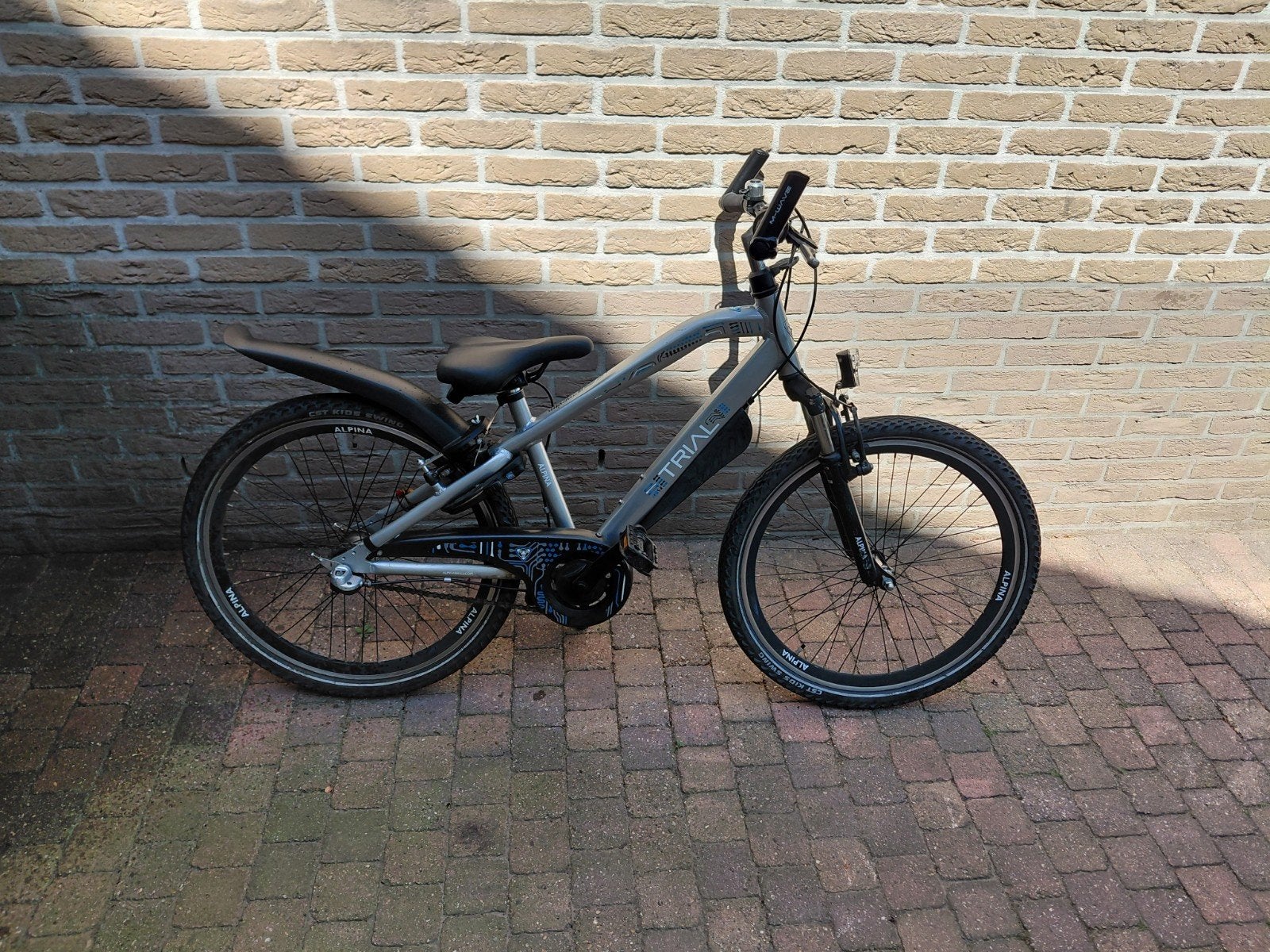 mooie trial alpina 24inch, Fietsen en Brommers, Ophalen, Gebruikt, 24 inch, Versnellingen