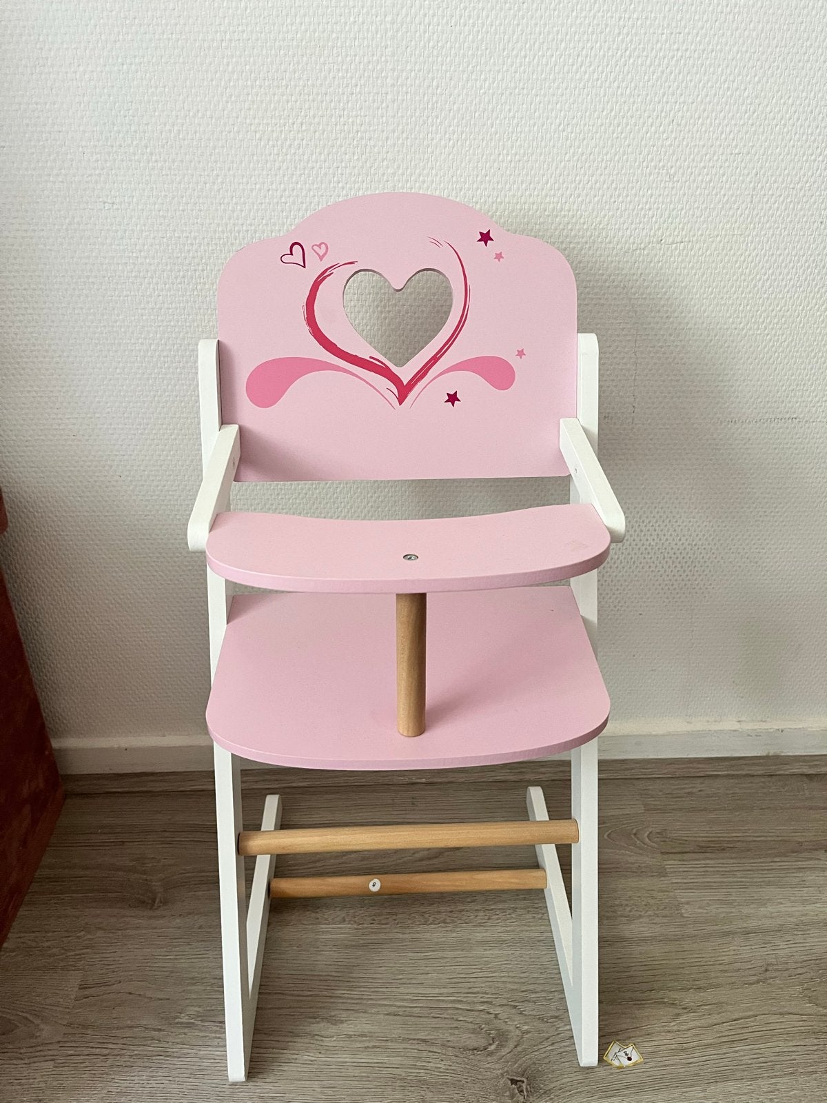 Moet zsm weg! Roze poppenstoel met hartjesdesign, Ophalen, Gebruikt, Babypop