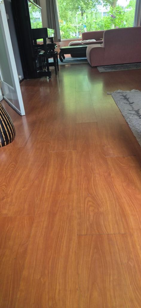 Kliklaminaat, 60m2  in perfecte staat, Doe-het-zelf en Verbouw, Vloerdelen en Plavuizen, 50 tot 150 cm, Ophalen of Verzenden, Zo goed als nieuw