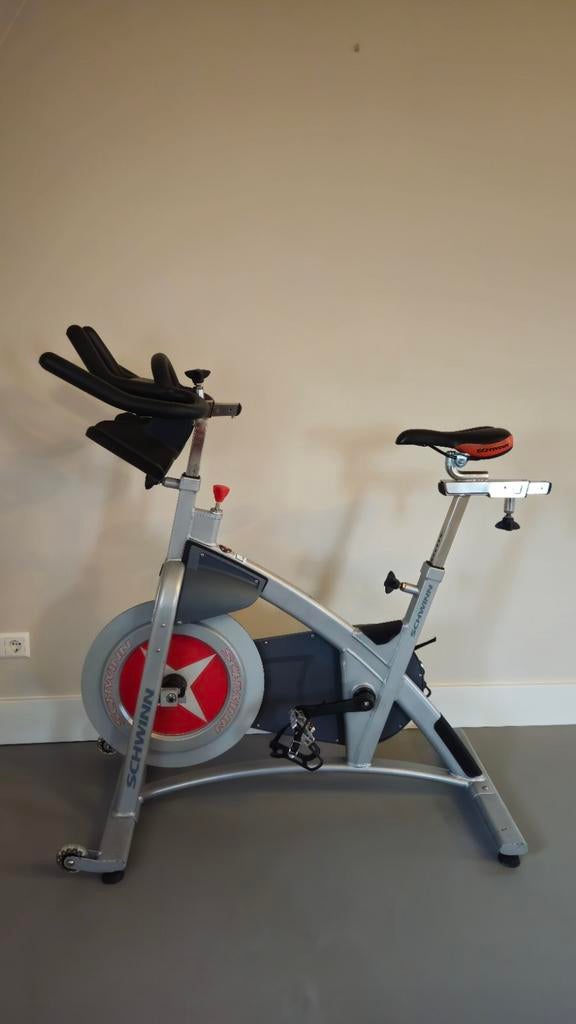 Schwinn IC Classic Indoor Cycle Hometrainer, Ophalen