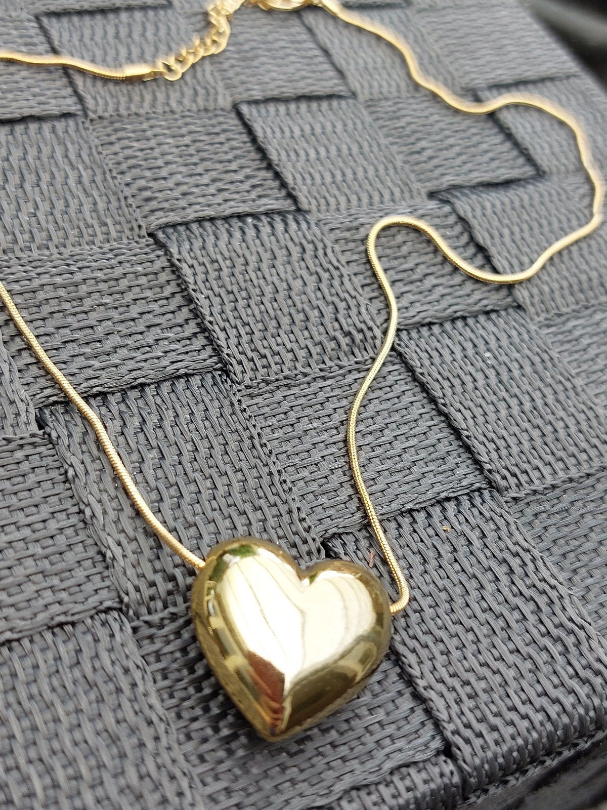 Goudkleurige hart ketting, Nieuw, Ophalen of Verzenden, Goud, Overige materialen