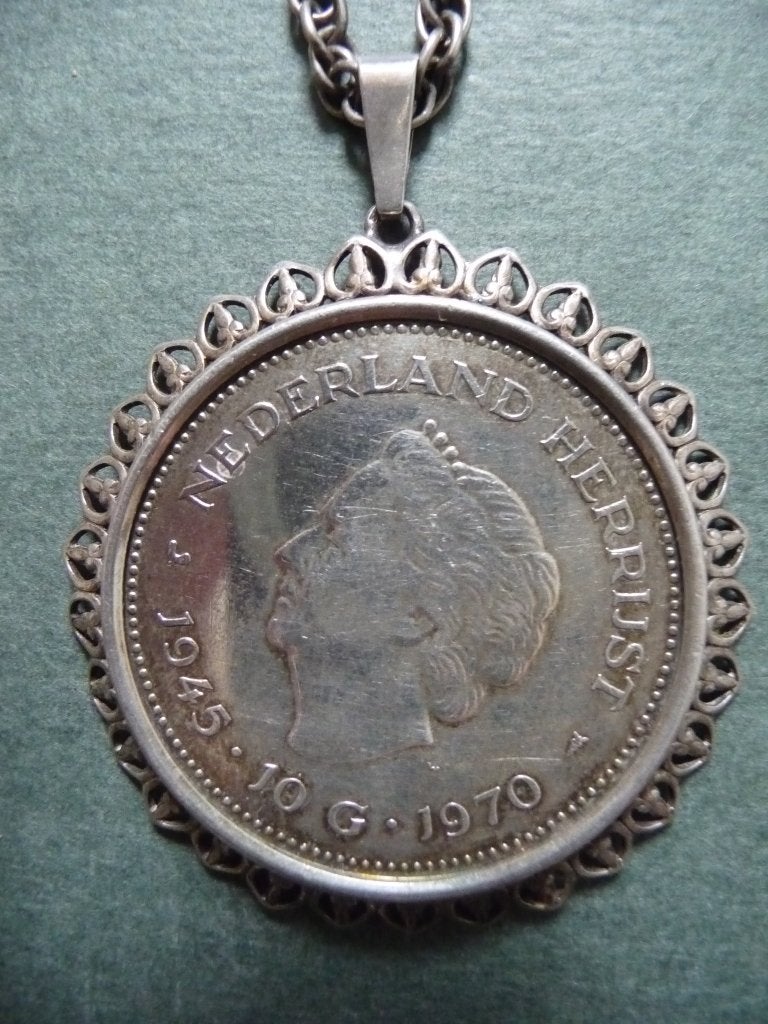 Halsketting met Nederlandse zilveren10 gulden munt., Ophalen of Verzenden, Gebruikt, Zilver, Zilver
