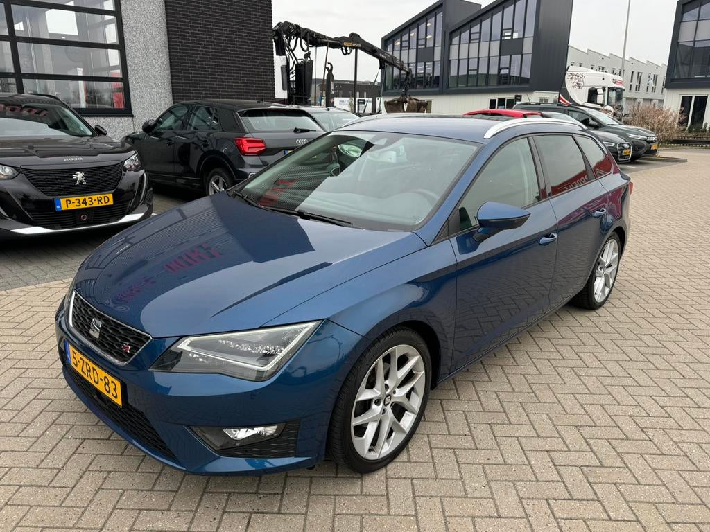 Seat Leon ST FR 1.4 TSI 150pk 2015 Blauw, 4 cilinders, Leder en Stof, 1197 kg, 149 pk