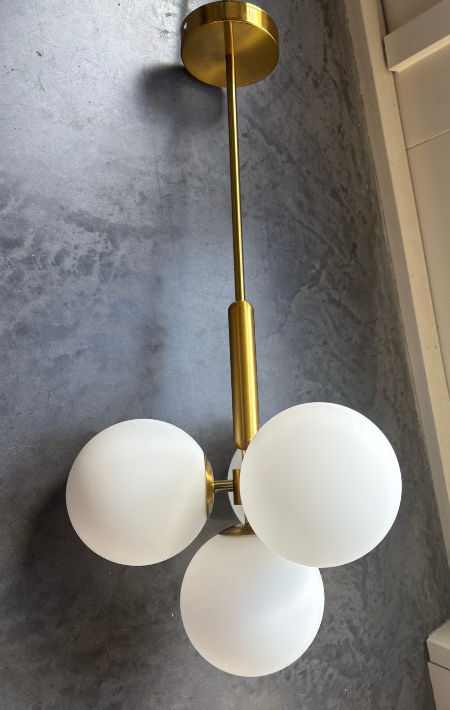 2x Bollamp voor plafond, goud met witte bollen, Ophalen, Zo goed als nieuw