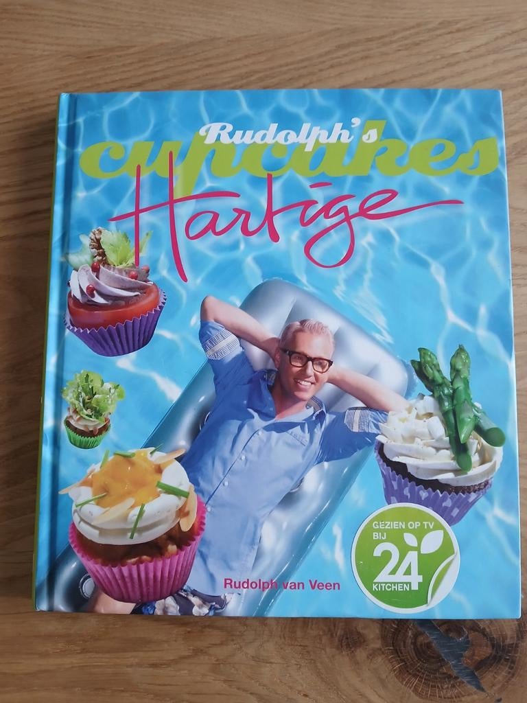 Rudolph's Hartige Cupcakes - Kookboek van Rudolph van Veen, Boeken, Vegetarisch, Ophalen of Verzenden, Zo goed als nieuw, Rudolph van Veen
