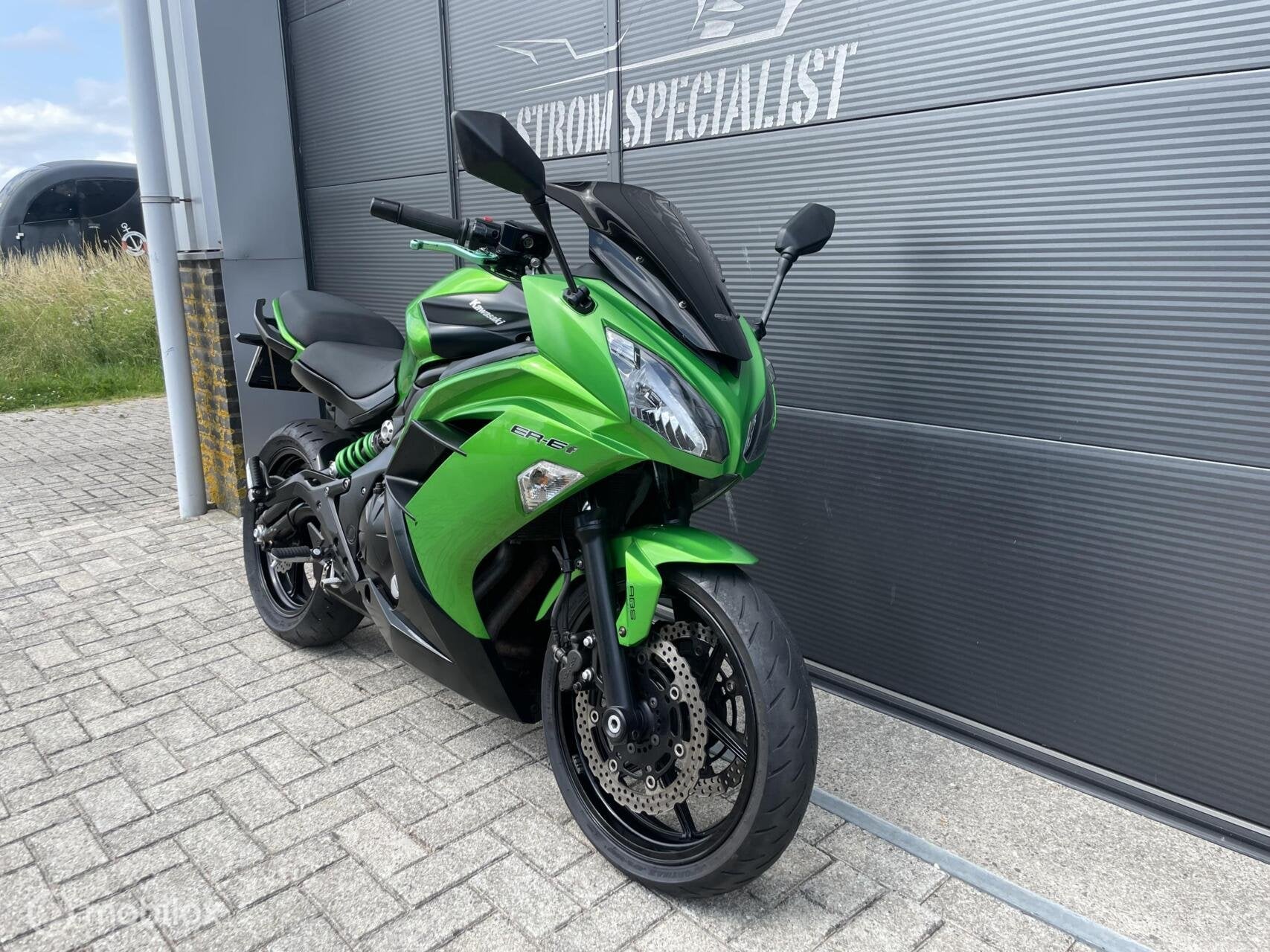 Kawasaki ER-6F ABS, sport uitlaat en slechts 32.000 km !, 649 cc, Bedrijf, Meer dan 35 kW, Toermotor