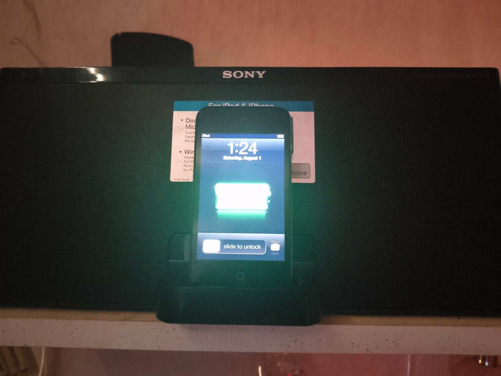Sony dockingstation super geluid helemaal kompleet, Ophalen, Subwoofer, Zo goed als nieuw, 60 tot 120 watt