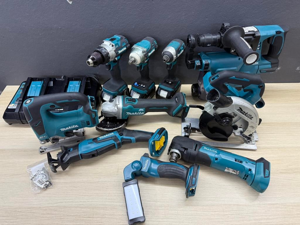 Makita set 11-delig, Ophalen, Zo goed als nieuw