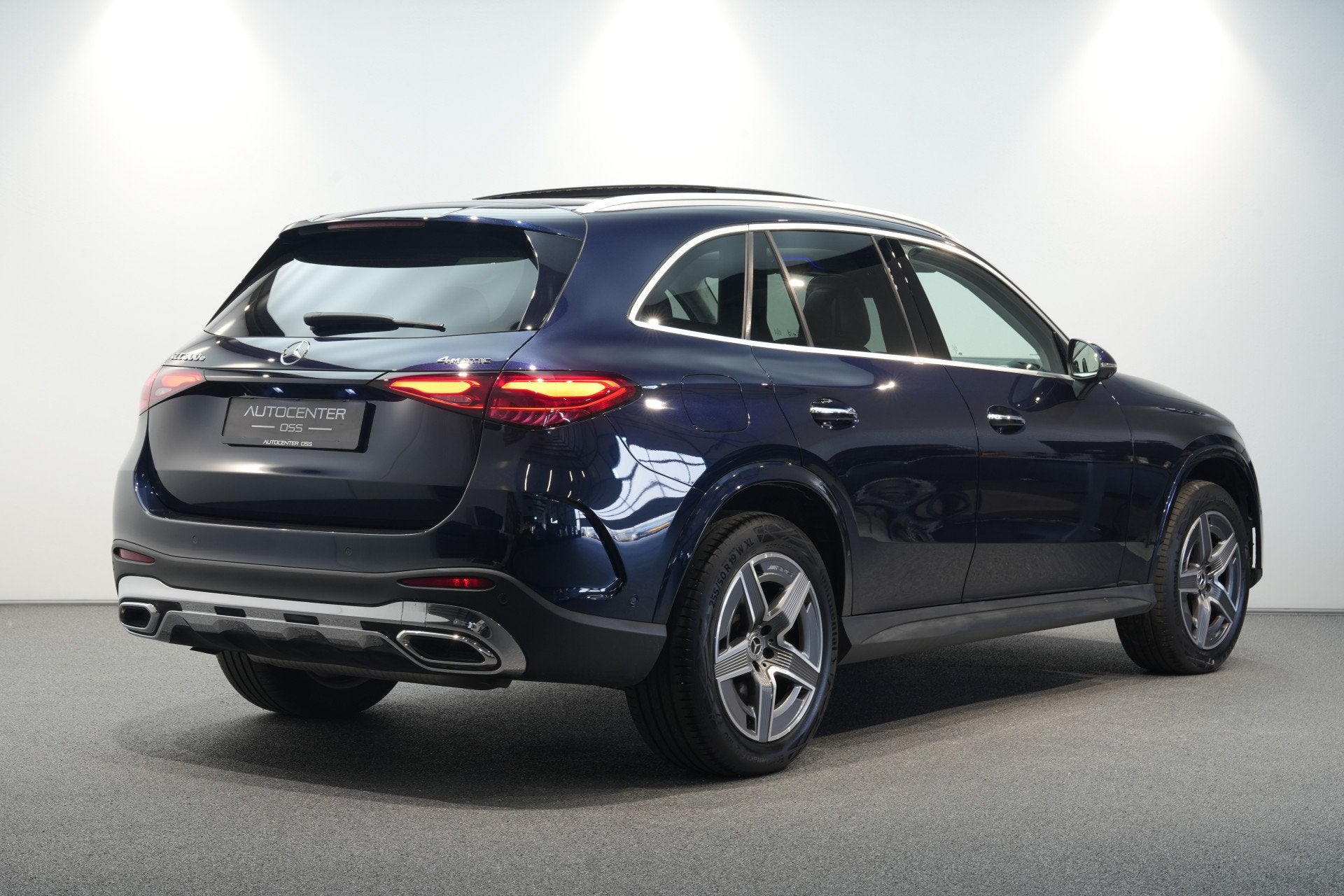Mercedes-Benz GLC 300e 4MATIC AMG ✅ PANO ✅ 360 CAM ✅ B, Auto's, Automaat, Gebruikt, Blauw, Vierwielaandrijving
