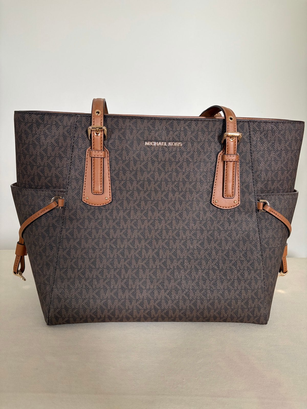 Michael Kors Shopper - Zo goed als nieuw, Sieraden, Tassen en Uiterlijk, Tassen | Damestassen, Ophalen, Zo goed als nieuw, Bruin