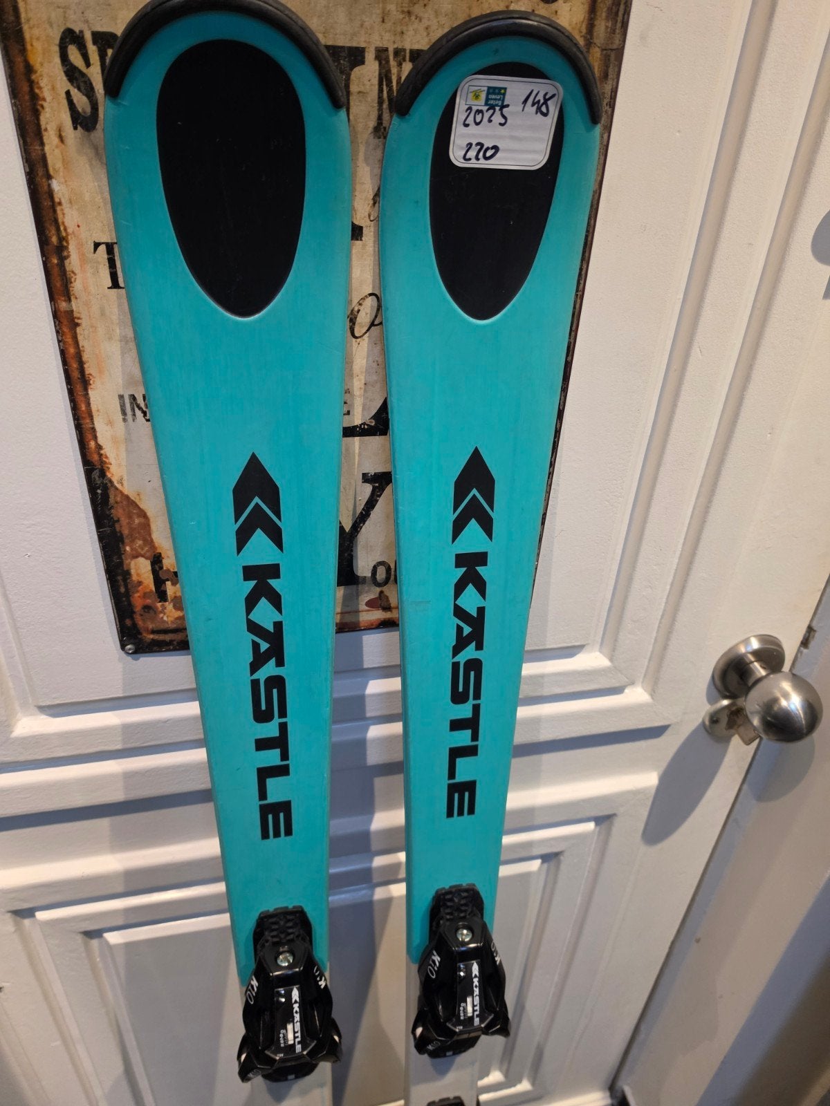 148cm 2025/26 KASTLE RX8 MAKKELIJK BESTUURBAAR  CARVE 690€