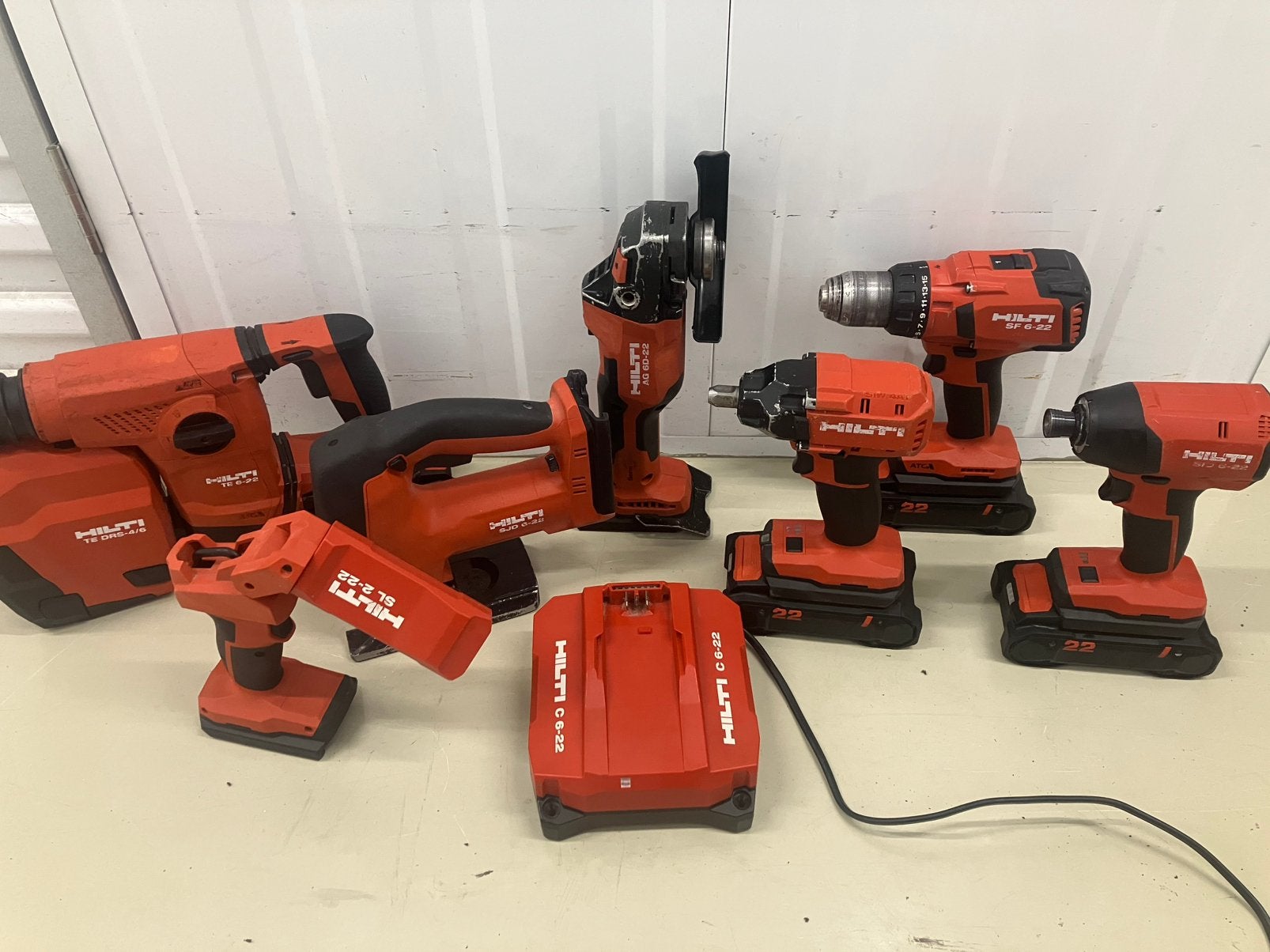 HILTI NURON Set, Ophalen of Verzenden, Zo goed als nieuw