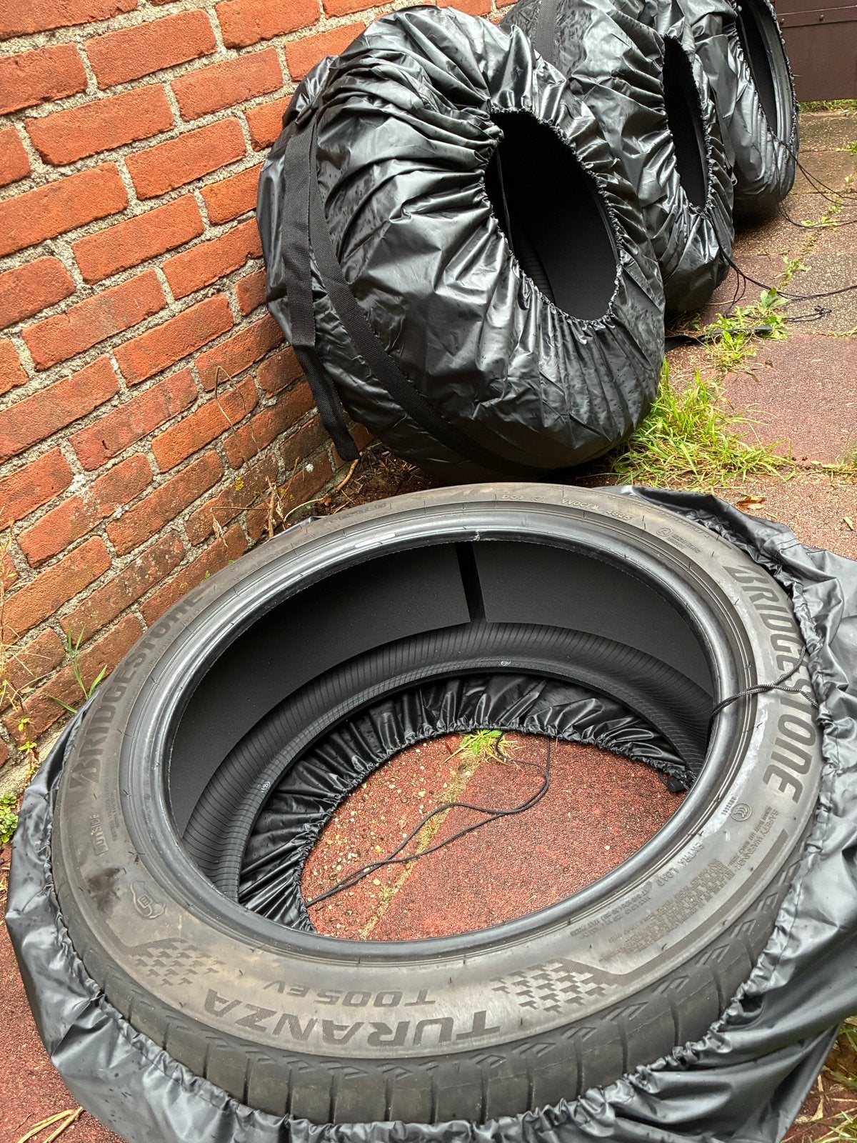 Bridgestone Turanza T005 EV 235/45 R18 98V (DOT 4825), Auto-onderdelen, Ophalen, 18 inch, Gebruikt, 235 mm