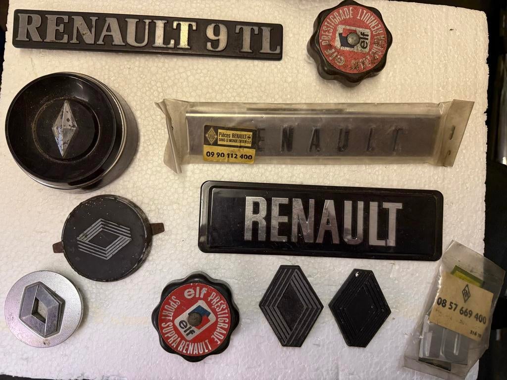 Diverse Renault Emblemen, Ophalen of Verzenden, Zo goed als nieuw