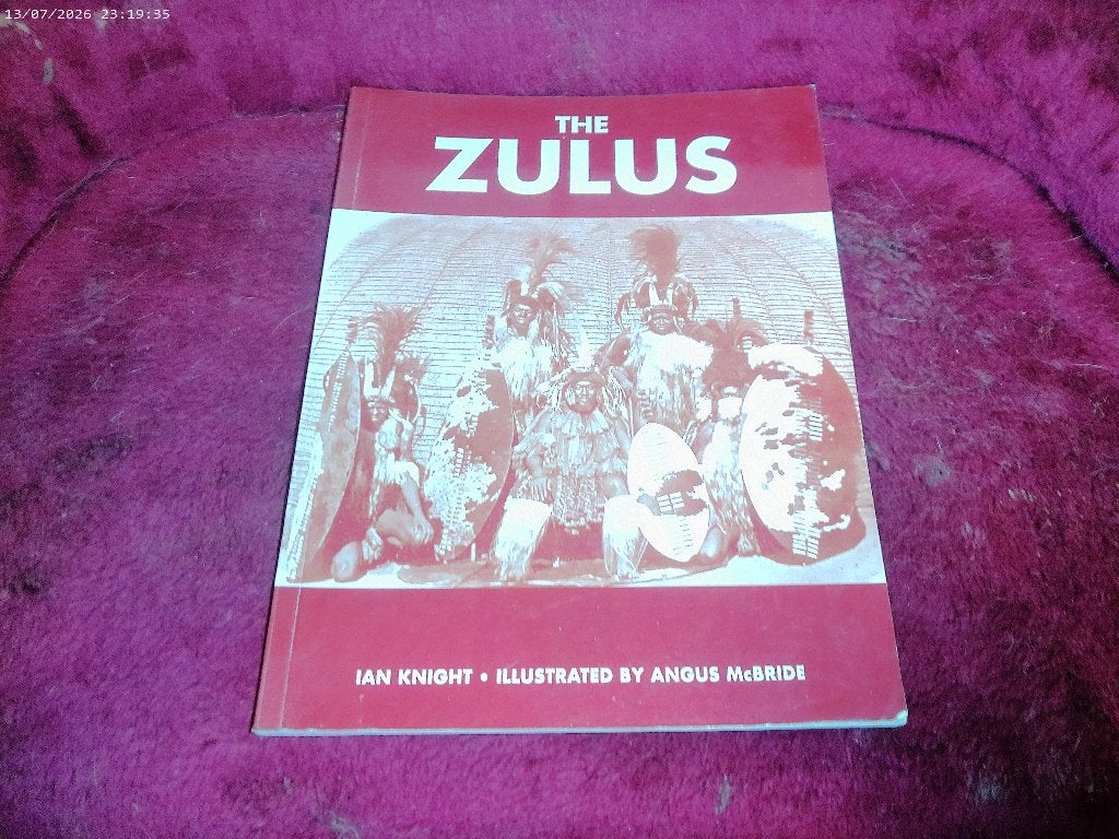 Boek Osprey Military - The Zulus, Ophalen of Verzenden, Voor 1940, Zo goed als nieuw, Landmacht