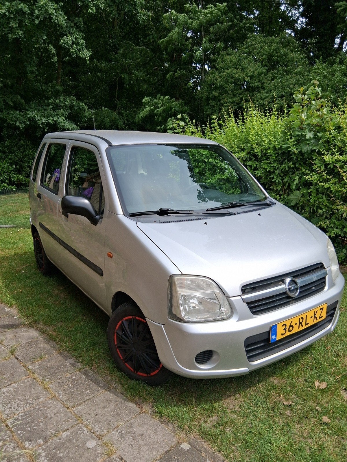Opel Agila 1.2 16V Twinport 2005 Grijs met trekhaak!, Auto's, Opel, Voorwielaandrijving, 40 €/maand, 4 cilinders, 1229 cc
