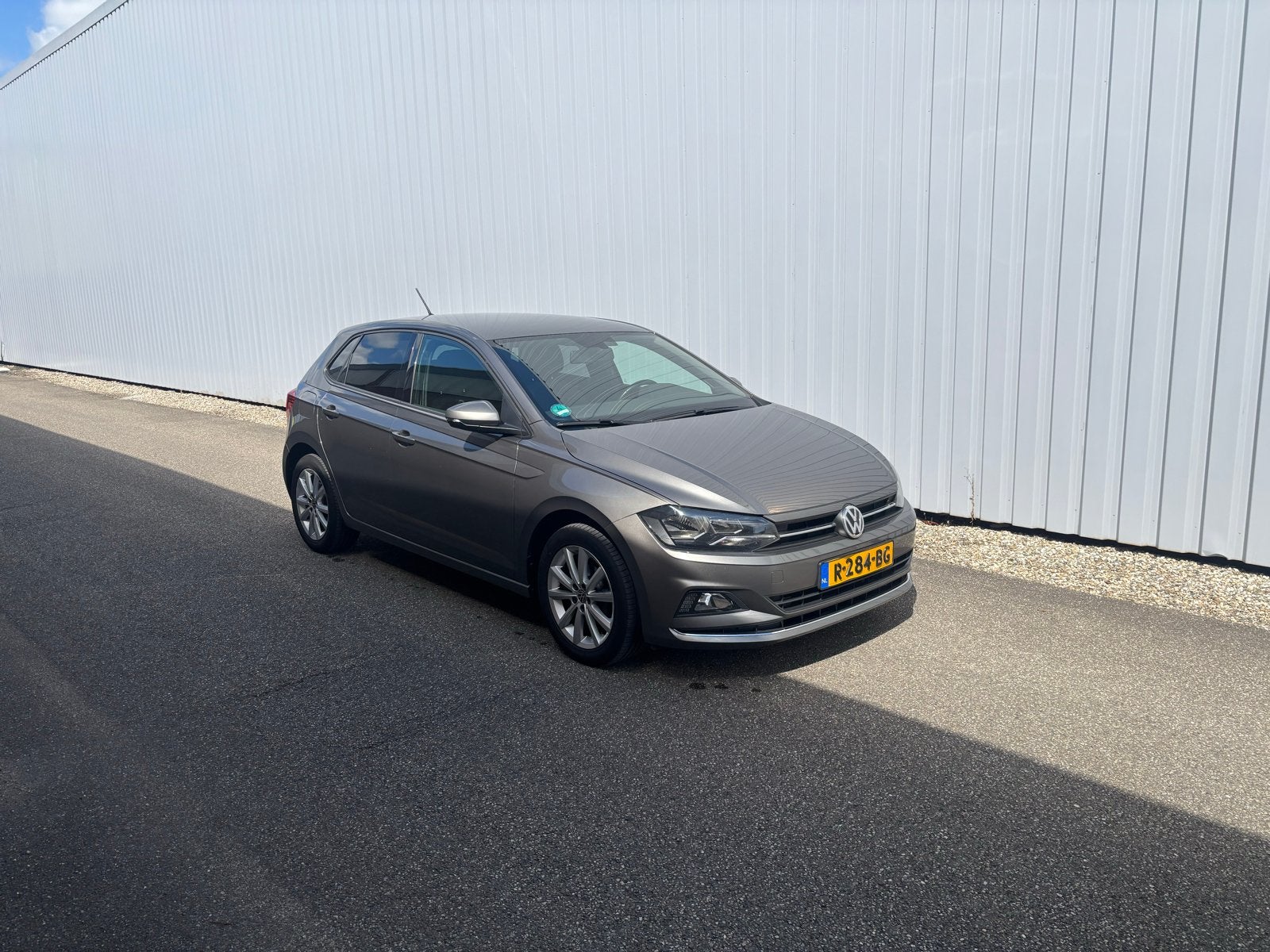 Volkswagen Polo 1.0 TSI 95pk 7-DSG 2018 keyles go Grijs, Auto's, 95 pk, 49 €/maand, Particulier, 1080 kg