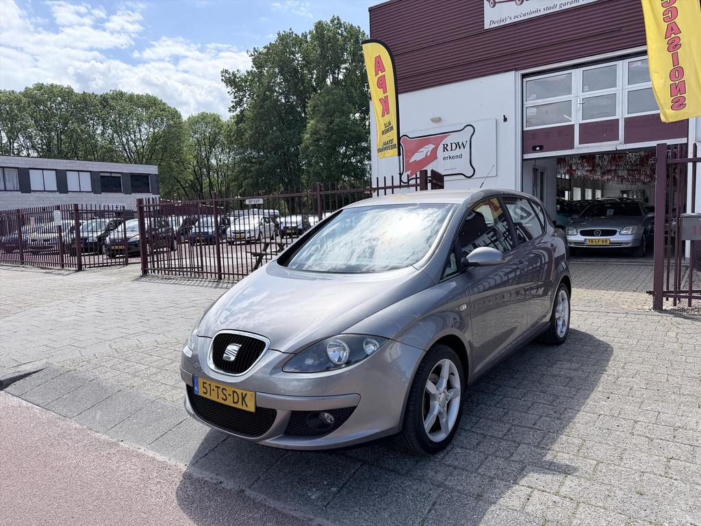 Seat Toledo 1.6 75KW Stylance, Auto's, Seat, Gebruikt, 4 cilinders, 700 kg, Parkeersensor