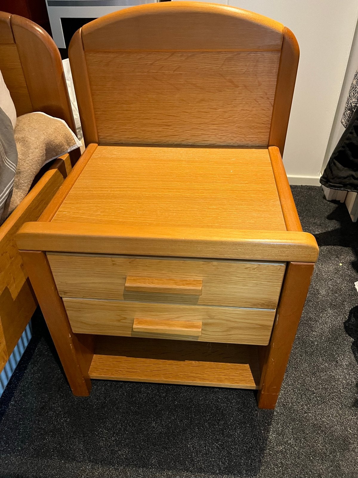 Bed, hoofd & voetengedeelte verstelbaar incl nachtkastje, Ophalen, 90 cm, Eenpersoons, Bruin