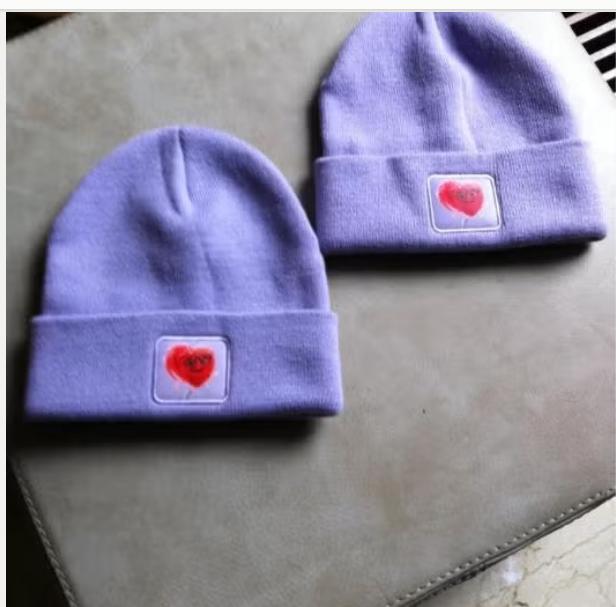 2 mutsjes paars nieuw, Kinderen en Baby's, Babykleding | Mutsen, Sjaals en Wanten, Maat 50, Meisje, Nieuw, Ophalen of Verzenden