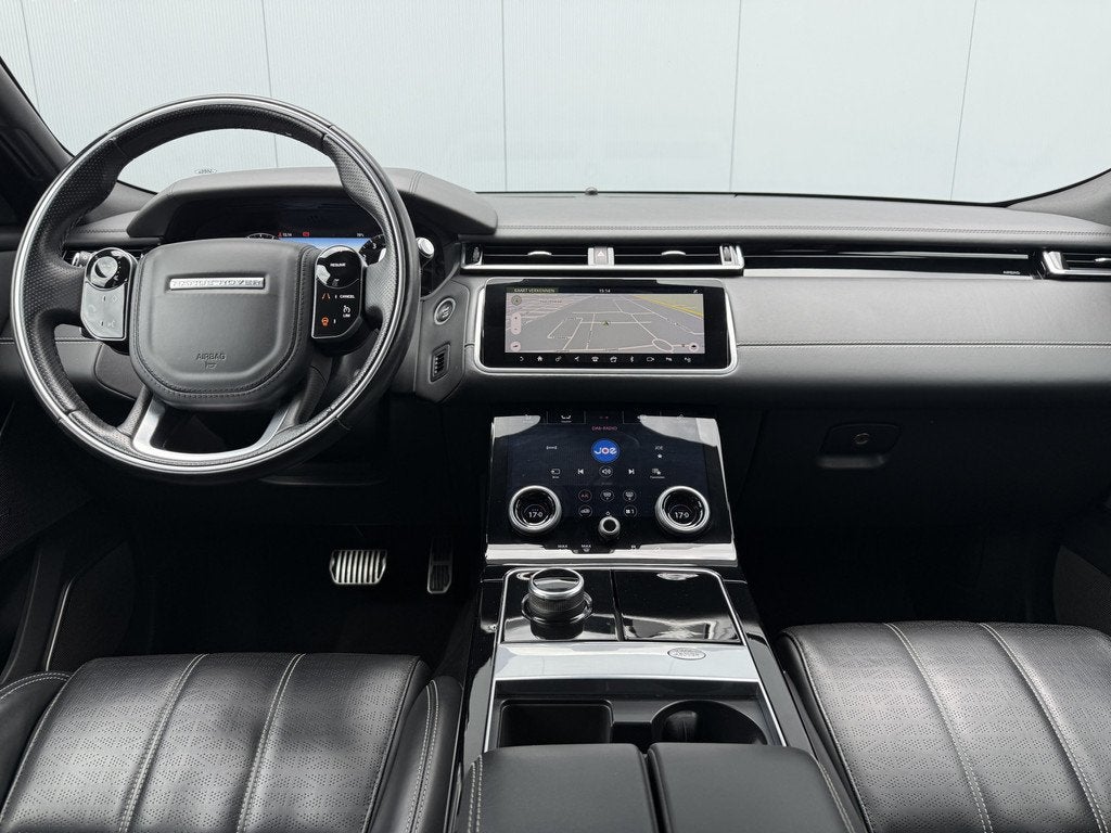 Land Rover Range Rover Velar 2.0 P250 Turbo AWD R-Dynamic HS, Auto's, Land Rover, Gebruikt, Euro 6, 4 cilinders, 252 pk
