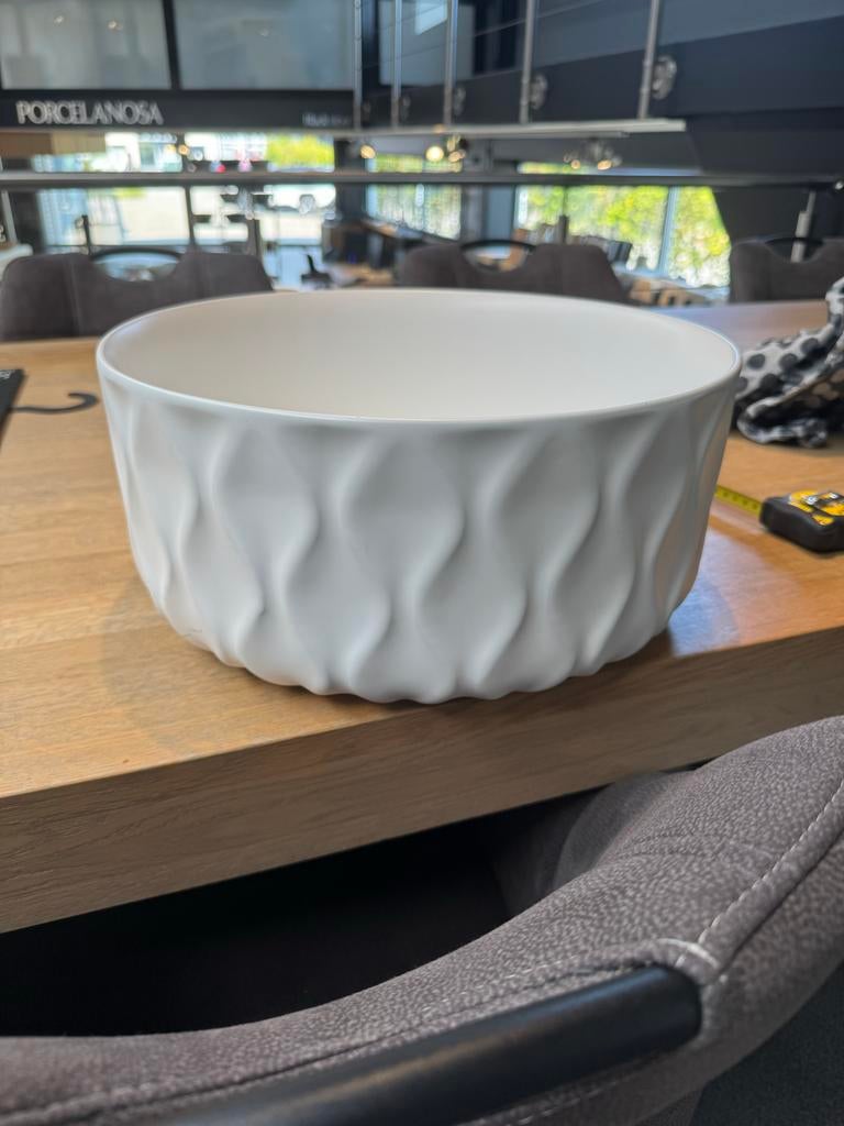 Witte Opbouw Wastafel Kom met Golfpatroon, Ophalen, Nieuw, 50 tot 100 cm, Minder dan 100 cm