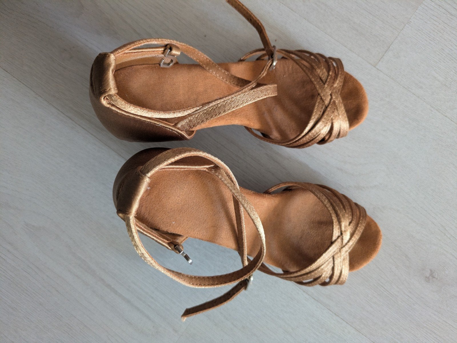 Salsa of tango dansschoenen maat 34, Ophalen, Zo goed als nieuw, Schoenen