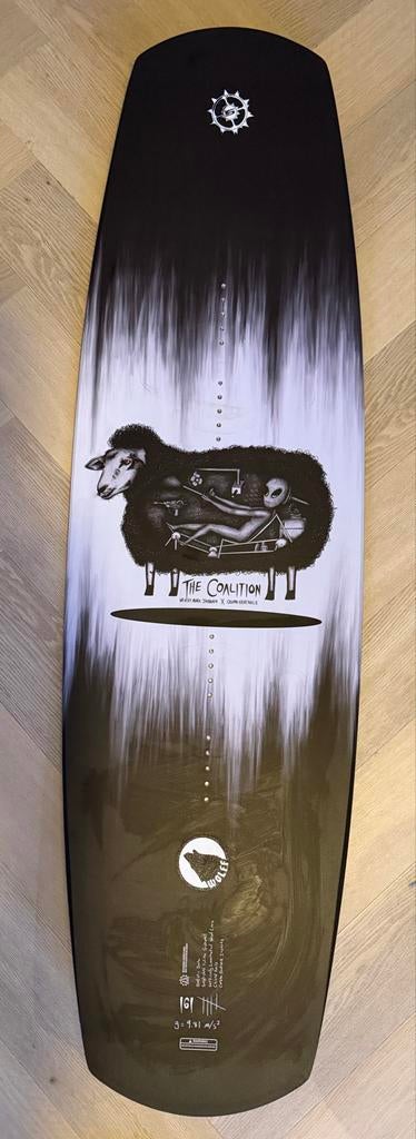 Slingshot The Coalition Wakeboard 161cm, Watersport en Boten, Wakeboarden, Ophalen, Zo goed als nieuw, Board